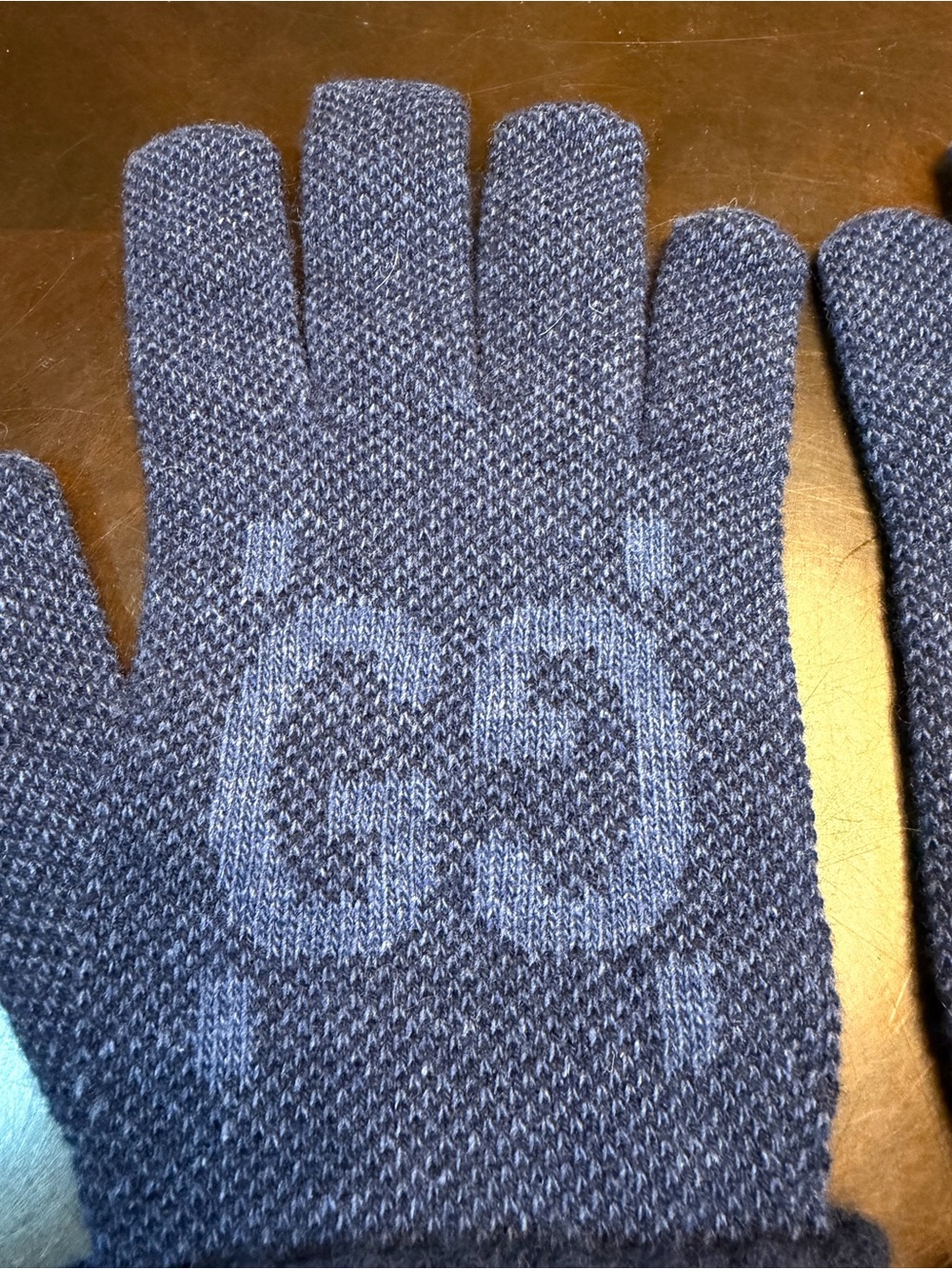 New Authentic Gucci GG Logo Cashmere Gloves Blue Size L - Picture 5 of 15